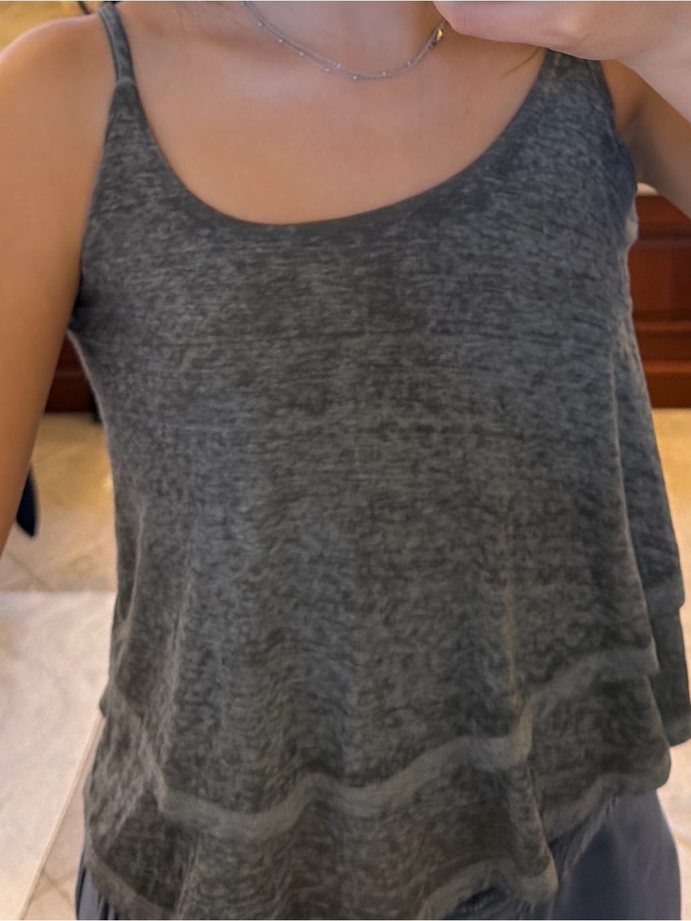 Women's Gray Sleeveless Scoop Neck Tank Top